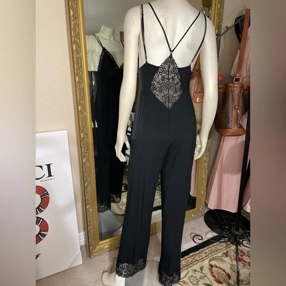 Victoria Secret Jumpsuit VS Very Sexy Daywear Sexy Intimates VS Loungewear 🆕 - Picture 2 of 16